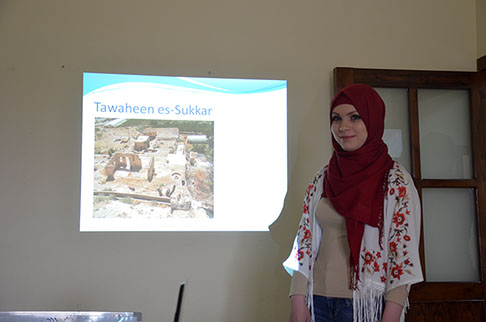 Maggio 2015 Tawaheen es-Sukkar student presentation.jpg